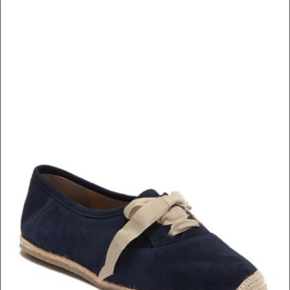 Bettye Muller Eve Suede Espadrille Flats Navy Blue Bow Tie Shoes Size 7